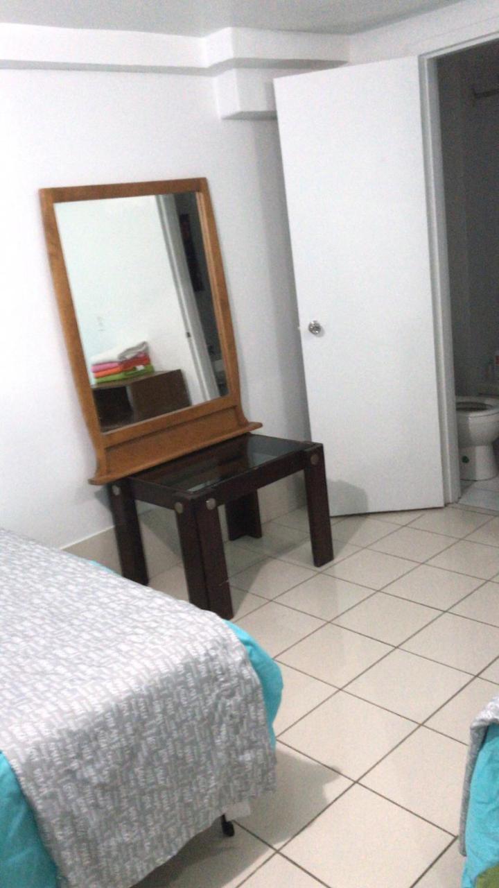 University Apartment Toronto Exterior foto